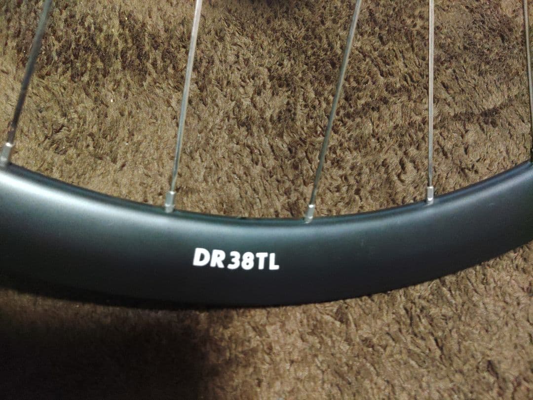 コグス手組み　カーボンホイールDR38TL industry nine ハブ