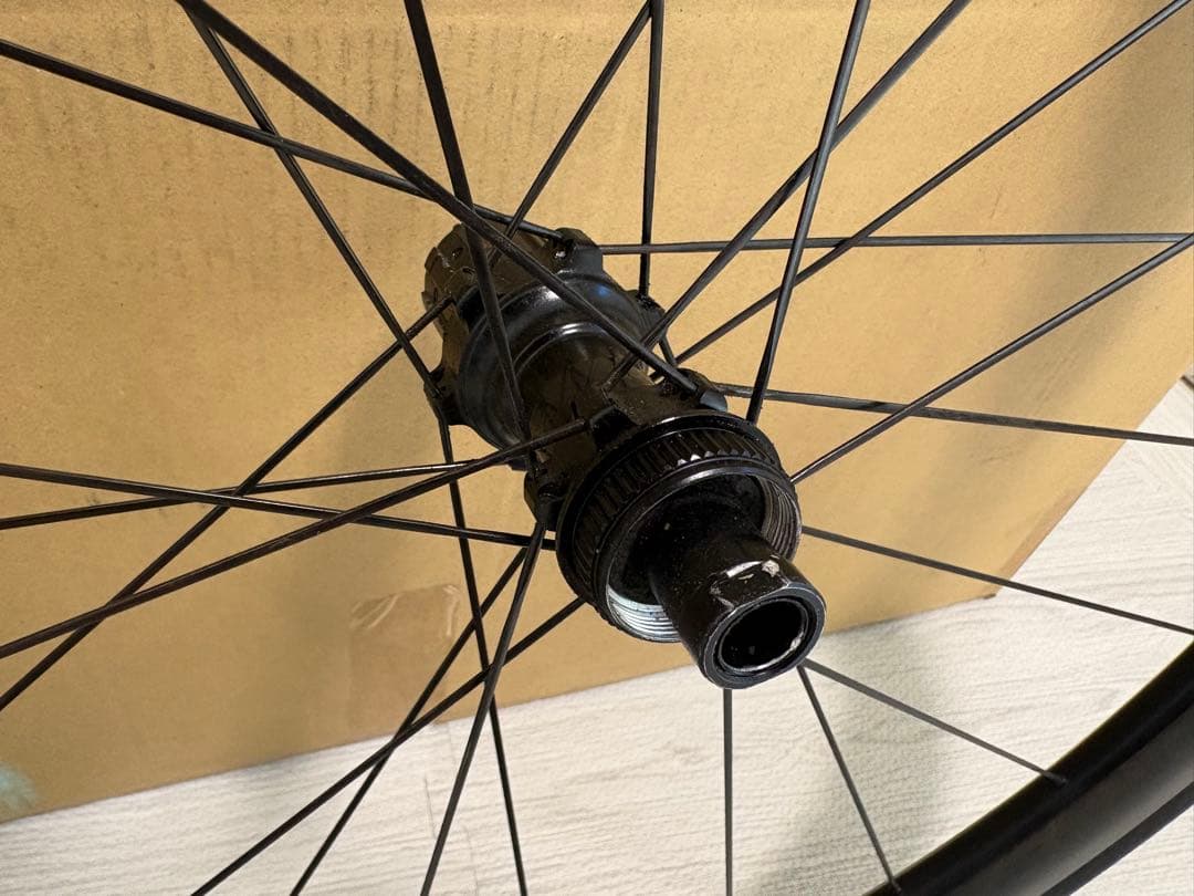 Prime Black Edition 38DB カーボンホイール