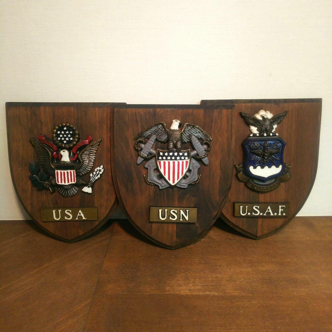 ヴィンテージ US Navy エンブレム 木製 盾 手彫り 英国製
