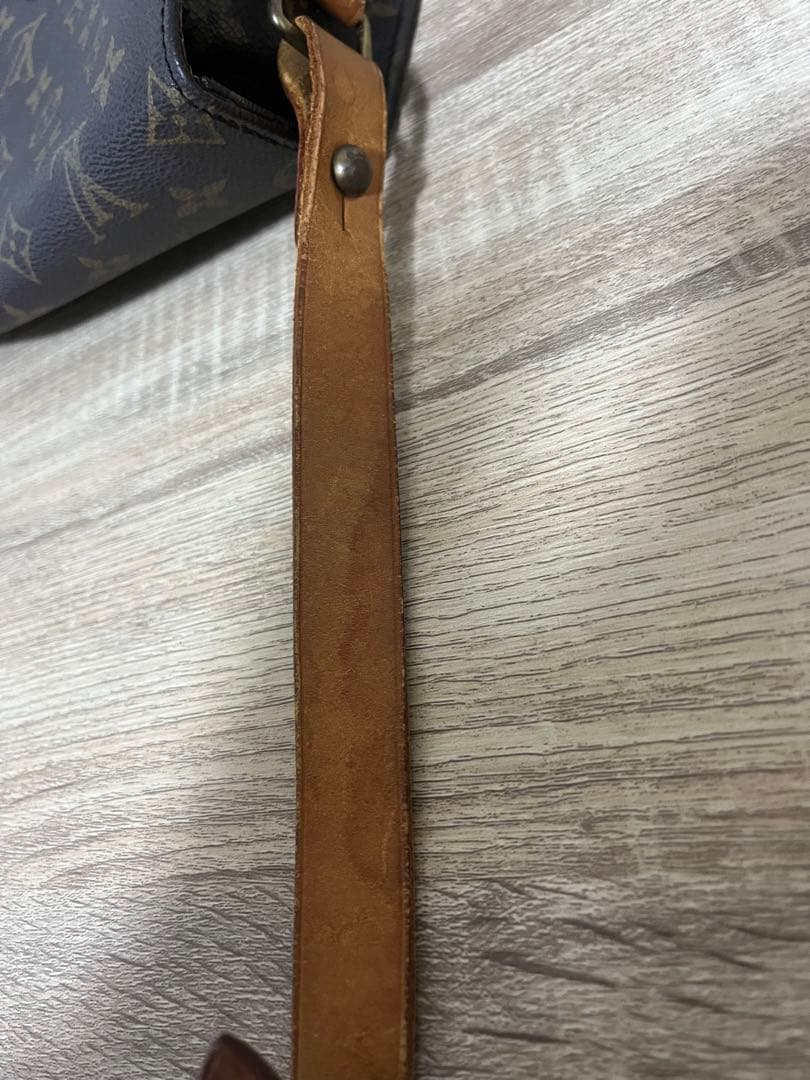 ルイヴィトン　ショルダーバッグ