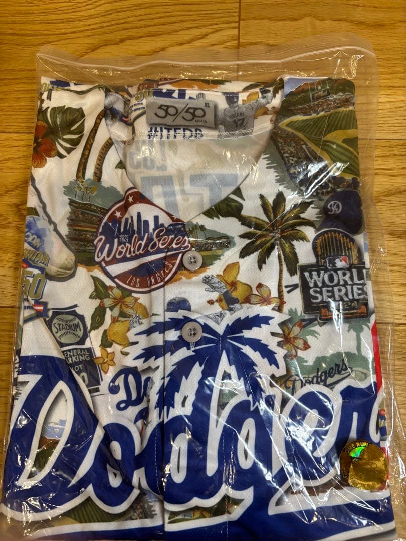 ラスト一点！⭐️期間限定価格⭐️大谷翔平 サインアロハユニフォーム50/50CLUB