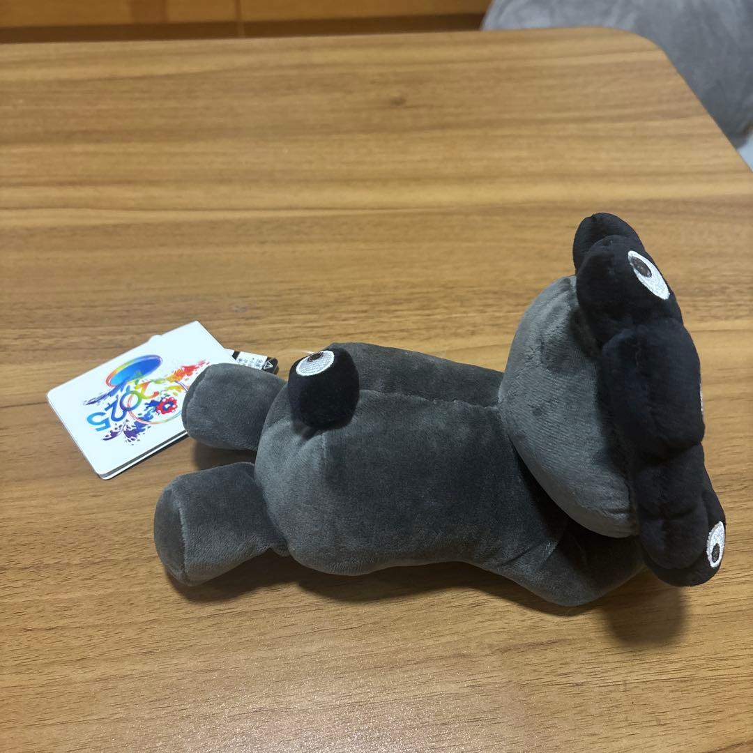 きろりん　最終値引き【現地購入完売品】黒ミャク 這い型ぬいぐるみ　Sサイズ