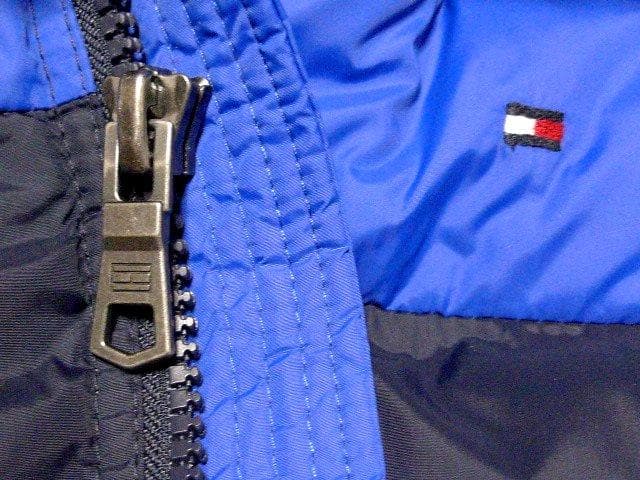 【大きい】2XL3XL位日本サイズ位トミーヒルフィガーUSA限定ダウンジャケット
