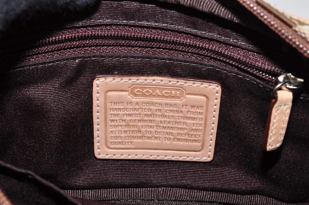 未使用 COACH コーチ シグネチャー ボディバッグ 箱、保存袋付き