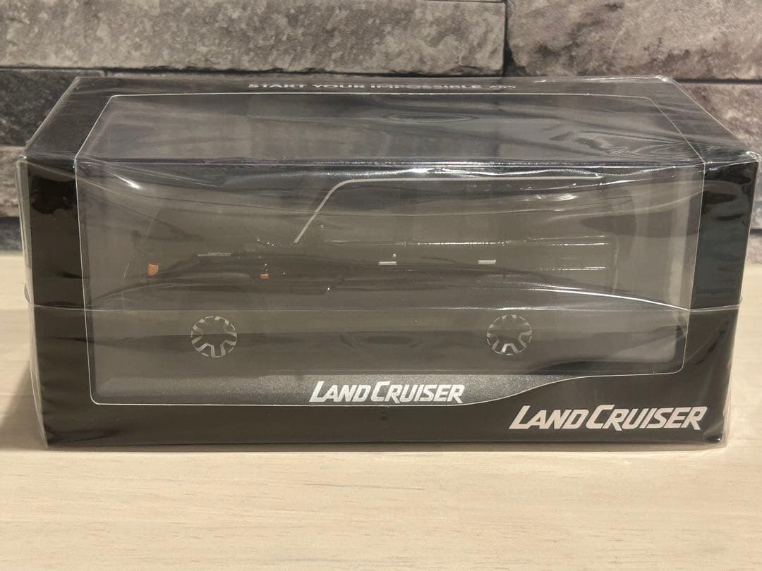 ★未使用品★トヨタ ランドクルーザー70サンプル ミニカー