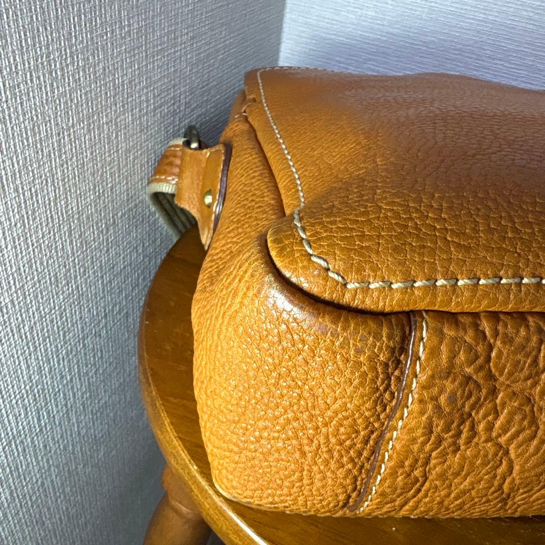 土屋鞄製造所トーンオイルヌメ ジップトップショルダー（ブラウン）