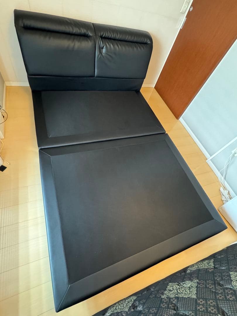 合皮レザー　ダブルベッドフレーム