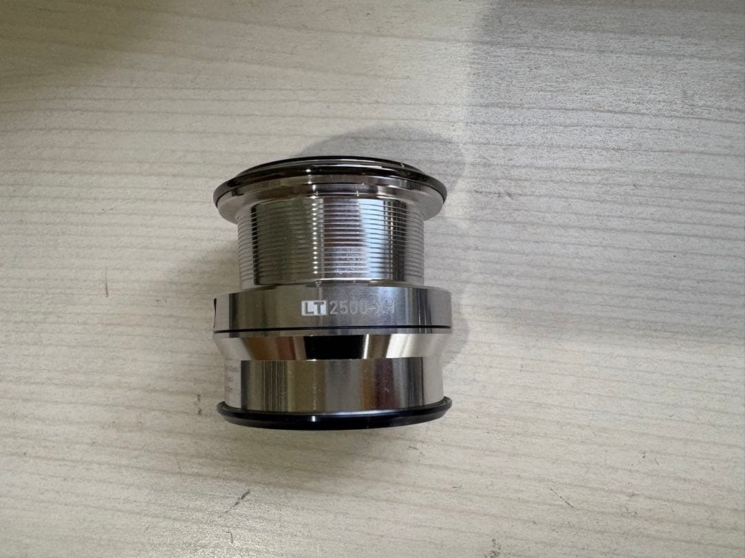 ★☆ダイワ　18イグジスト　LT2500 スプール 超美品