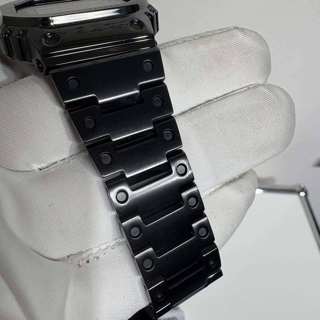 美品 G-SHOCK フルメタル タフソーラー GMW-B5000GD-1JF