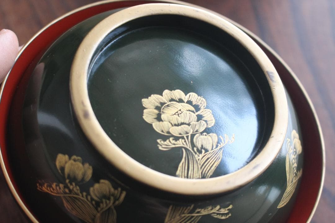 小傷有！時代青塗りに優美な福寿草沈金の煮物椀2点（検輪島塗蒔絵椀沈金椀雑煮椀