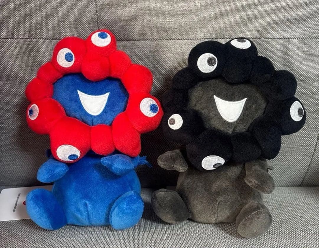 EXPO2025 ミャクミャク お手玉風ぬいぐるみ 黒 赤 S ぬいぐるみ