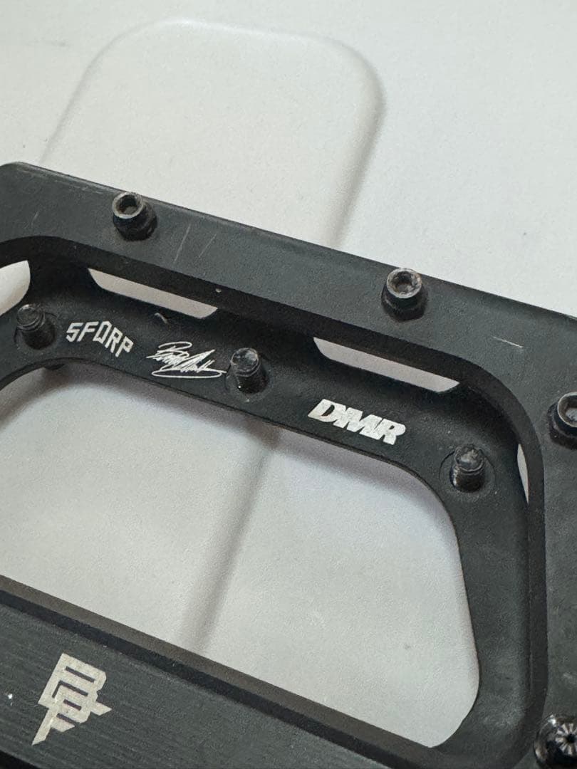 パーツ DMR VAULT PEDAL BRENDOG k2 MATT BLACK