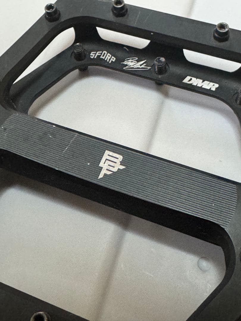 パーツ DMR VAULT PEDAL BRENDOG k2 MATT BLACK