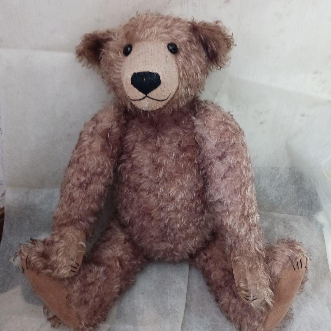 作家様のテディベア　傾けると「グー」と鳴きます