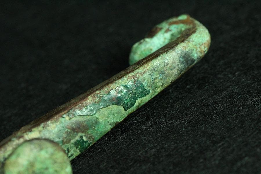 中国美術 青銅 銀象嵌 帯駒 古美術(K-BB491)