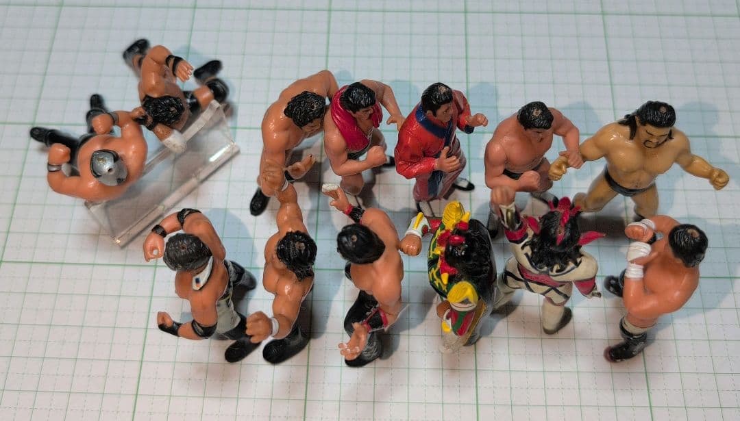 新日本プロレス　ミニフィギュア（ルーズ品）13体セット