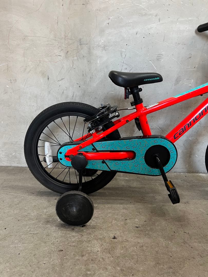 子供用自転車　キャノンデール　TRAIL アルミフレーム　補助輪付