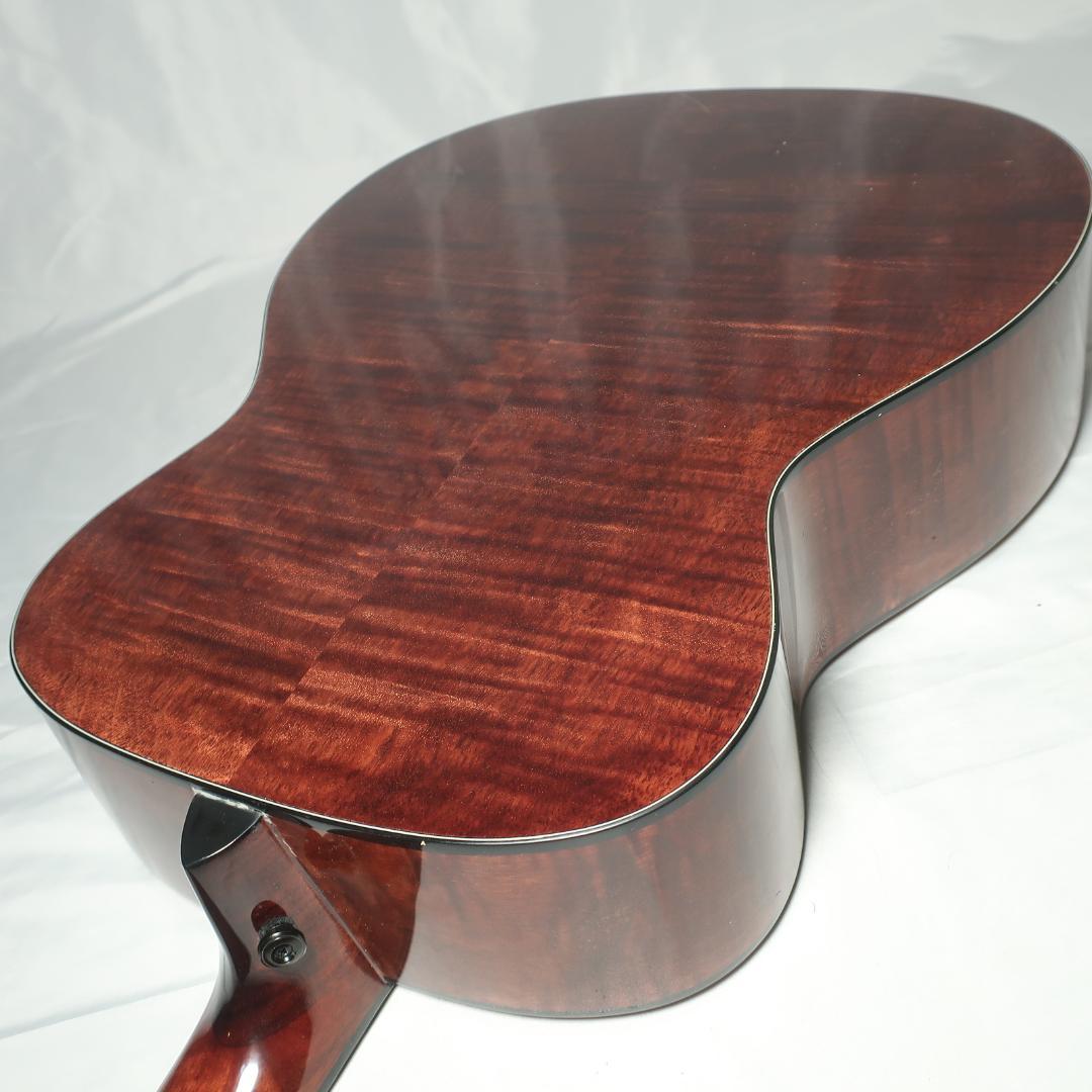 段ボール美品 Headway HF-630 ギター ケース付 トラ杢 トップ単板