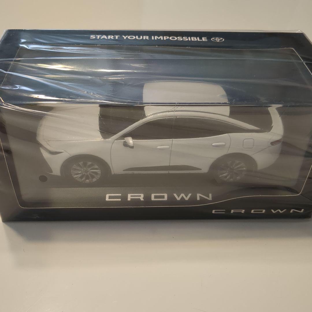 トヨタ CROWN ミニカー 非売品