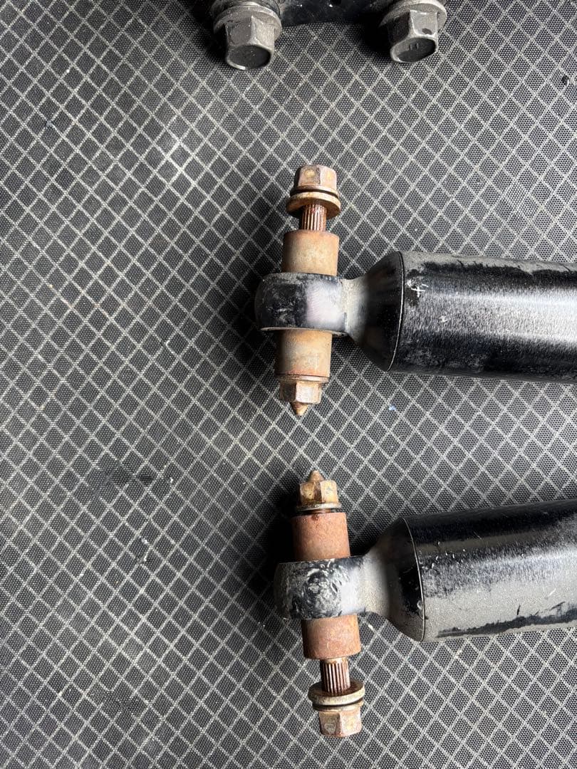 サスペンションキット ZVW30 ARROWZ