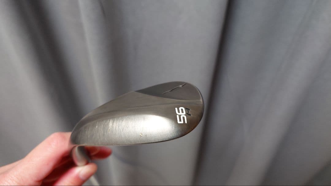 FOURTEEN　FRZ ウェッジ 56°　スモーキーサテン