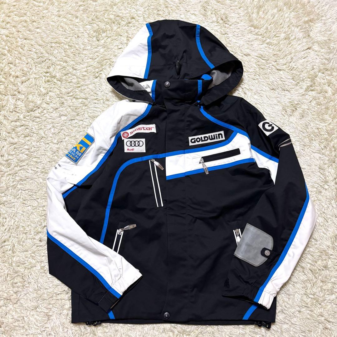 ゴールドウィン スウェーデン代表 最上位モデル サイドオープン スキーウェア