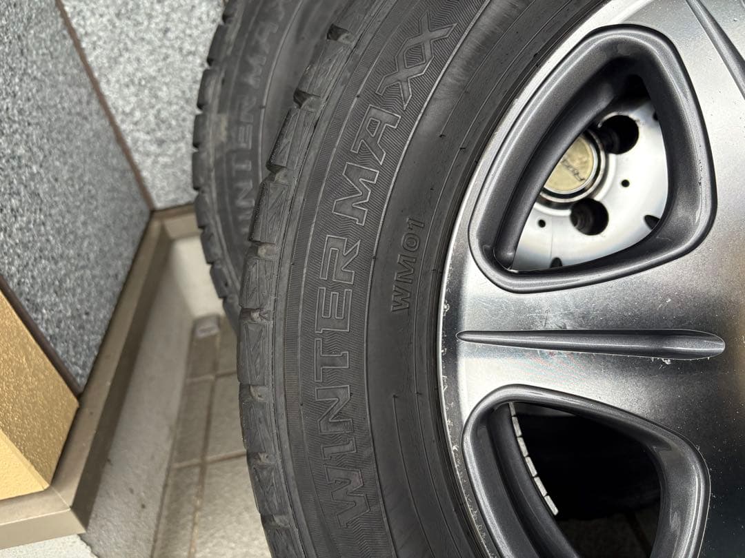 送料込 スタッドレスアルミホイール4本セット 185/65R15 ノート等に