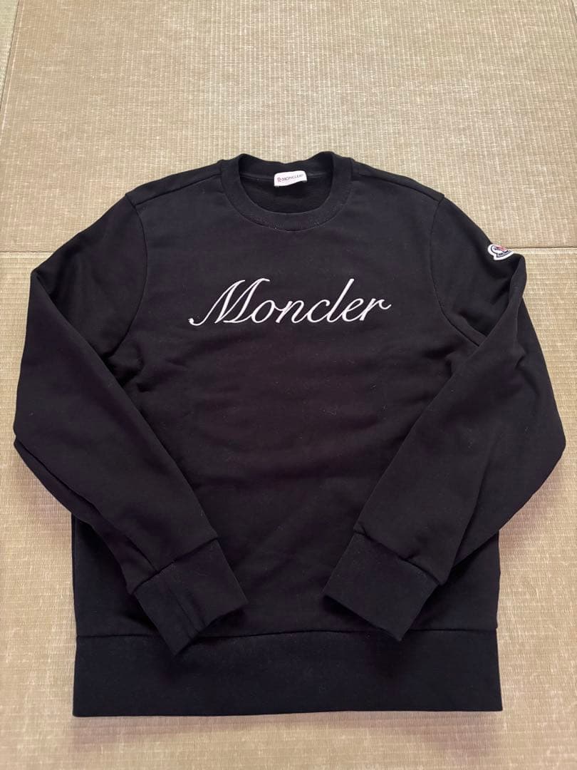 Moncler モンクレール　メンズ　トレーナー