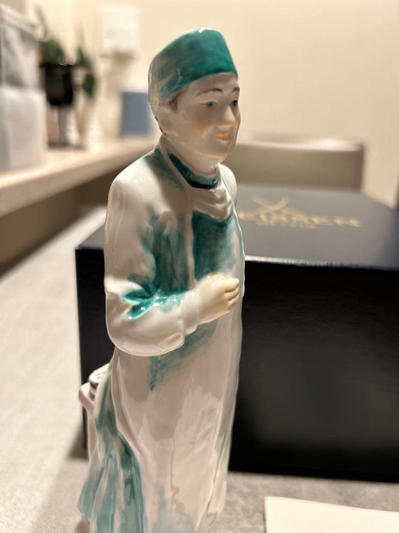 ドクター人形　外科医　マイセン人形