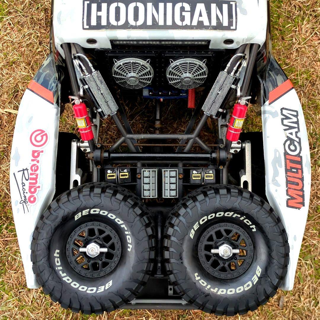 TRAXXAS Unlimited Desert Racer UDR カスタム