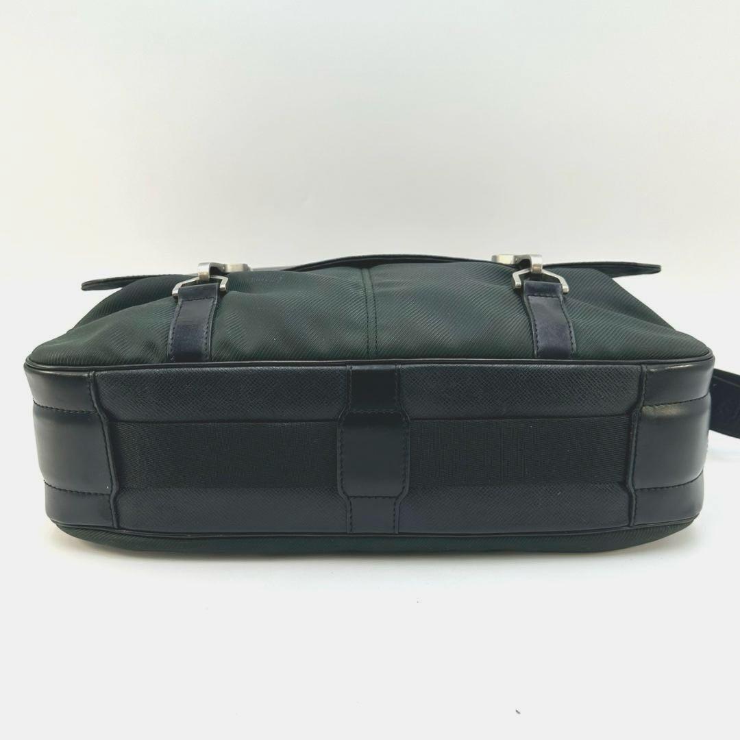 LOUIS VUITTON ルイヴィトン デルスー タイガ メッセンジャーバッグ