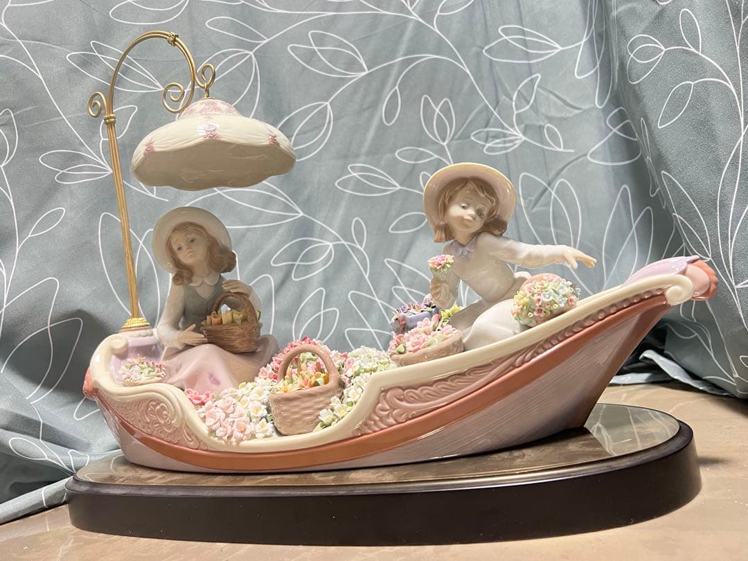 リヤドロ バルコ・デ・フローレス 廃盤品