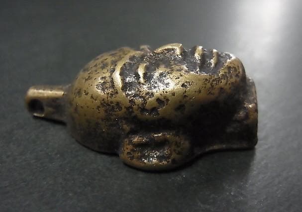 ★L1301★古パーツ　ナガ族　伝世品　ペンダント　人面護符 エスニック