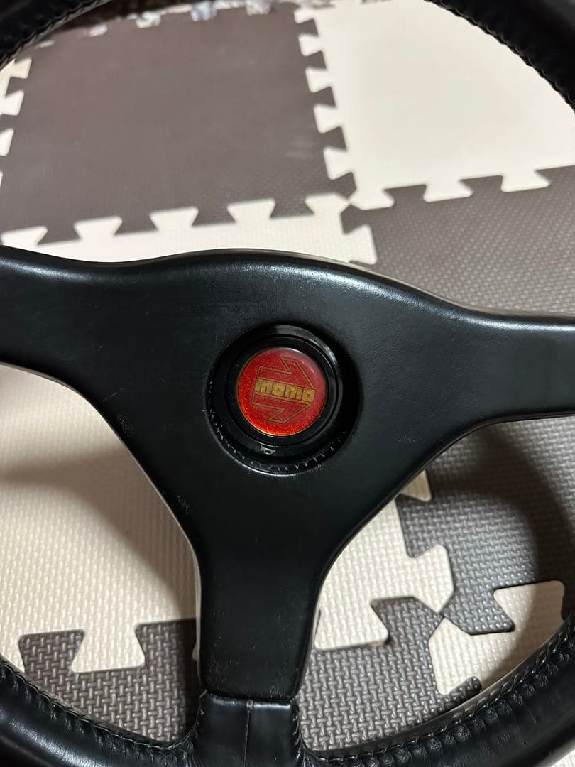 momo 3スポークステアリングホイール ハンドル