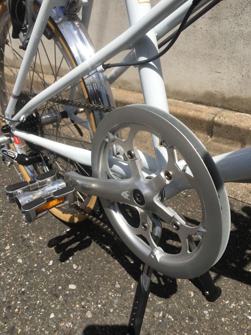 極上品 ミニベロ ラレー ホワイト チャリ 自転車 20インチ 新車