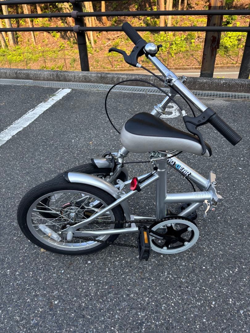 大人気　折り畳み自転車 整備済み 16インチ 自転車 チャリ 折りたたみ　美品