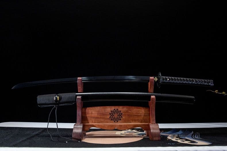 戦術刀 黒武者 古兵器 武具 刀装具　日本刀 鍛造打 鋼刀 冷兵器 護身工具