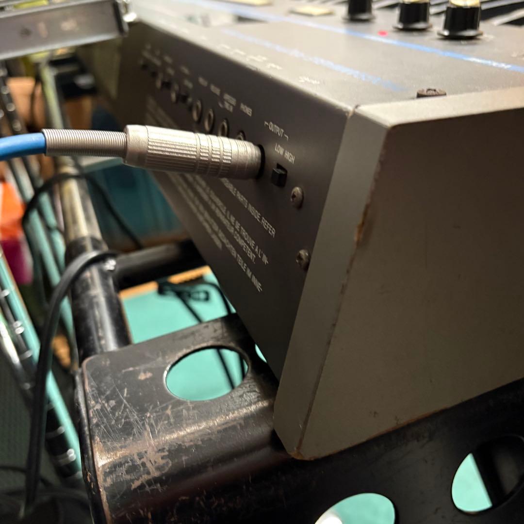 【現状品】KORG POLY-61 アナログシンセサイザー ケース付き