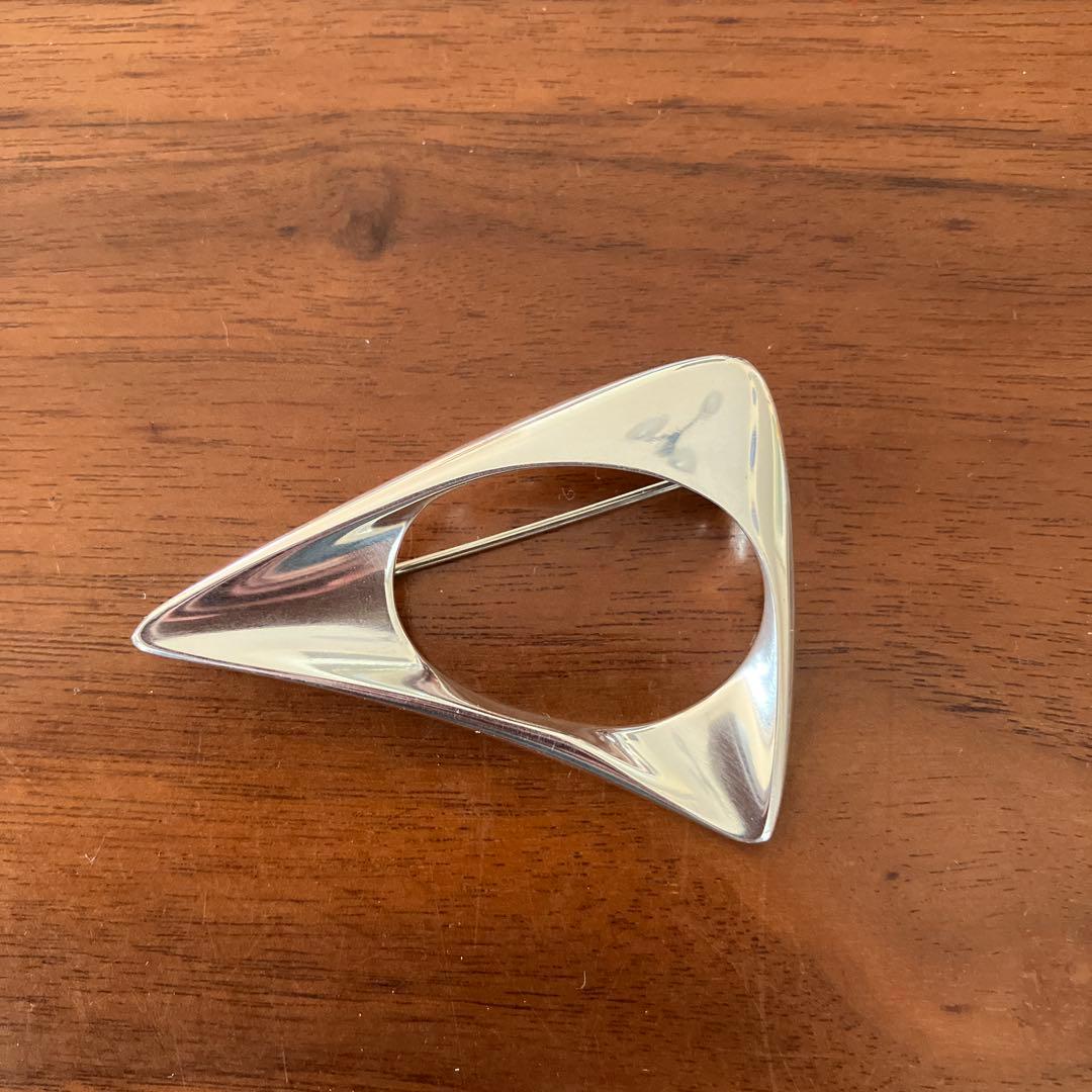 週末限定(日曜日まで)ジョージジェンセン　ブローチお値下げ