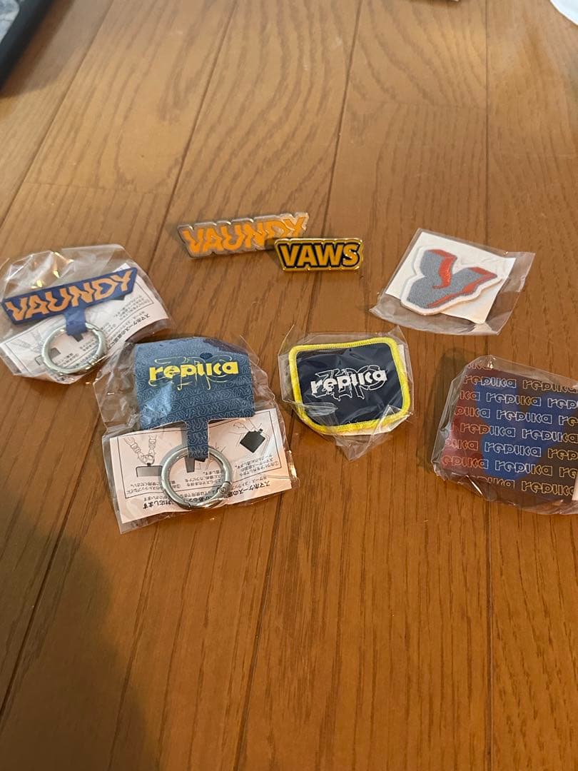 【期間限定】【希少】vaundy ピンバッジ+他グッズ　まとめ売り バウンディ