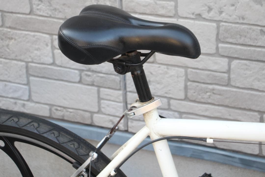 引き取り限定♪アルミキャストホイールが目立ちます♪7速♪お手軽クロスバイク♪