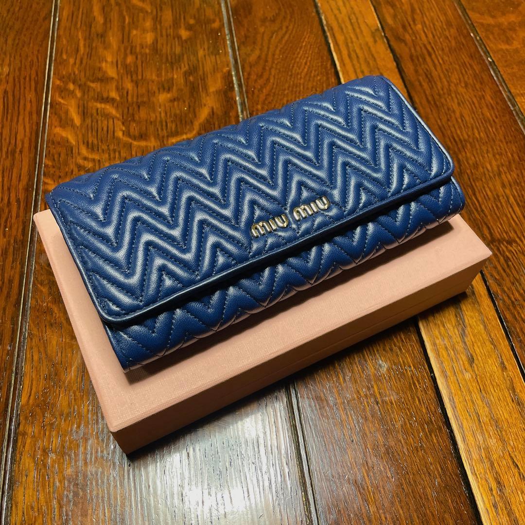 【泉】ミュウミュウ(miu miu)長財布　新品