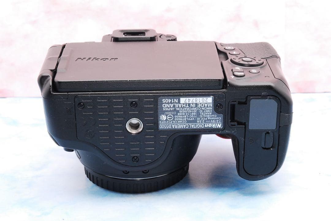 Nikon D5500☆一眼レフカメラ☆手ぶれ補正レンズ☆Wi-Fi搭載