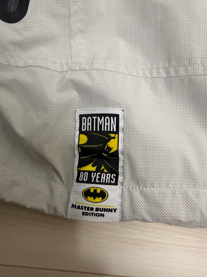 値下　マスターバニーエディション　バットマン　コラボ　ウィンドブレーカー　6