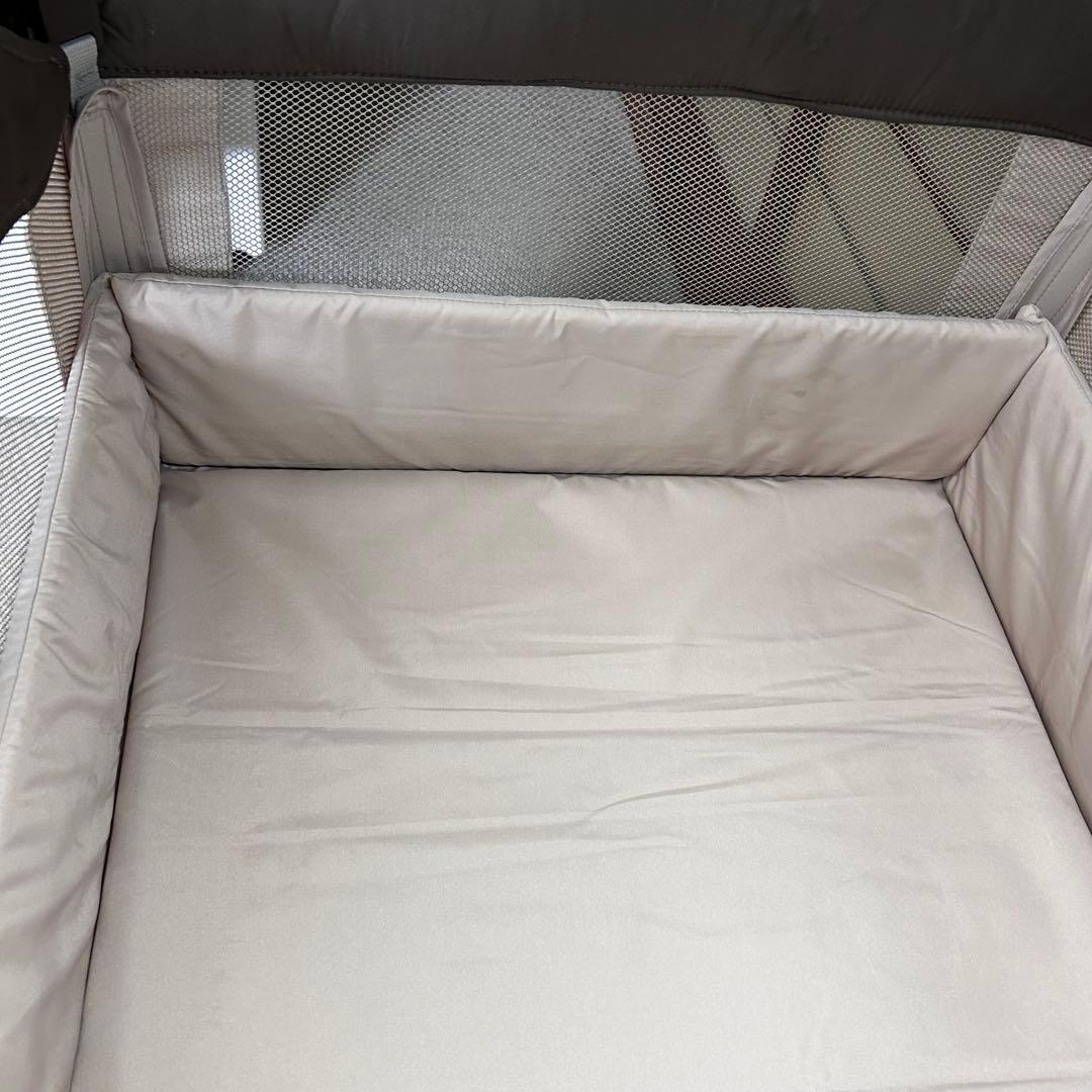 アップリカ ココネル　ココア ベビーベッド 出産準備 新生児