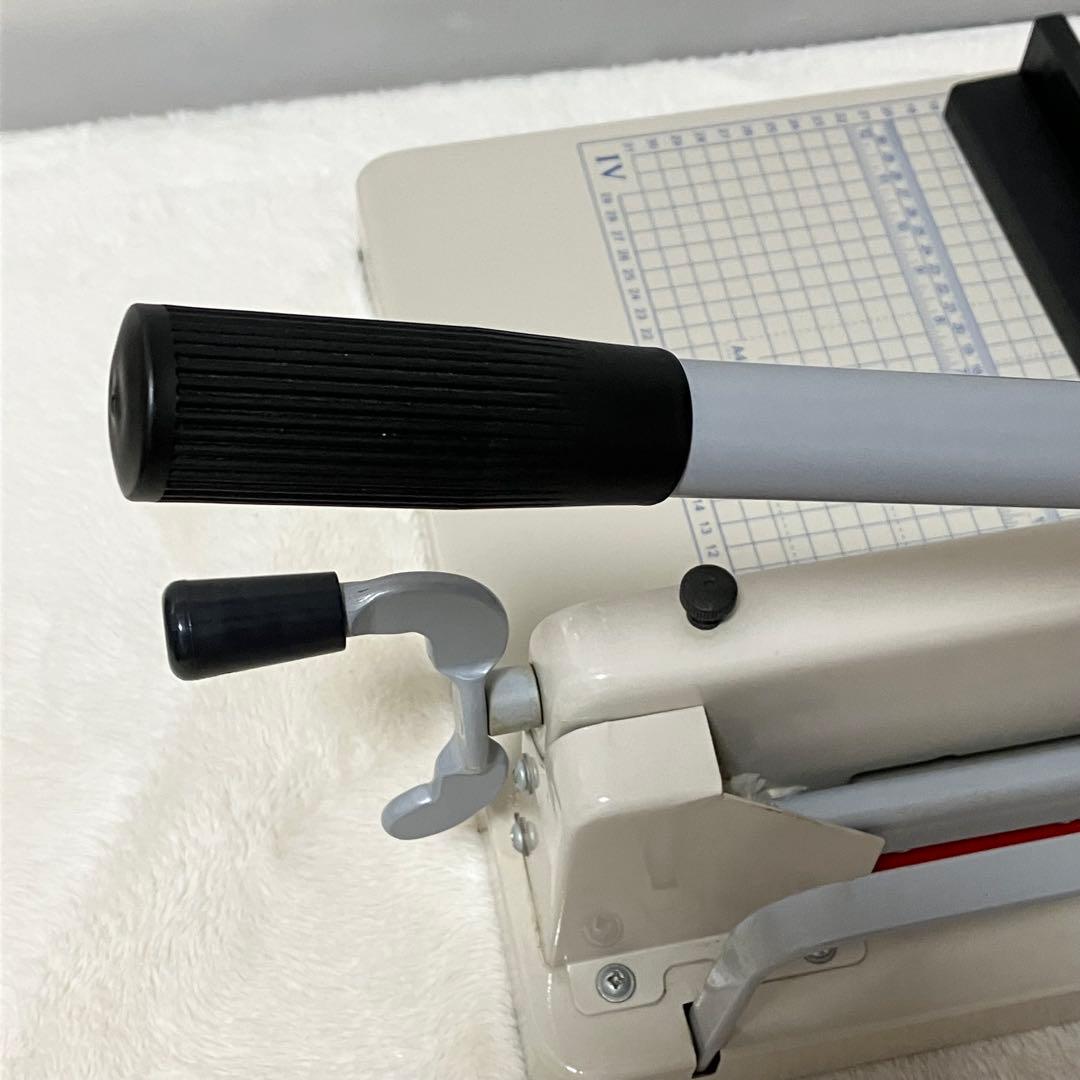 動作品 業務用 大型裁断機 ペーパーカッター 400枚 裁断 A3 A4