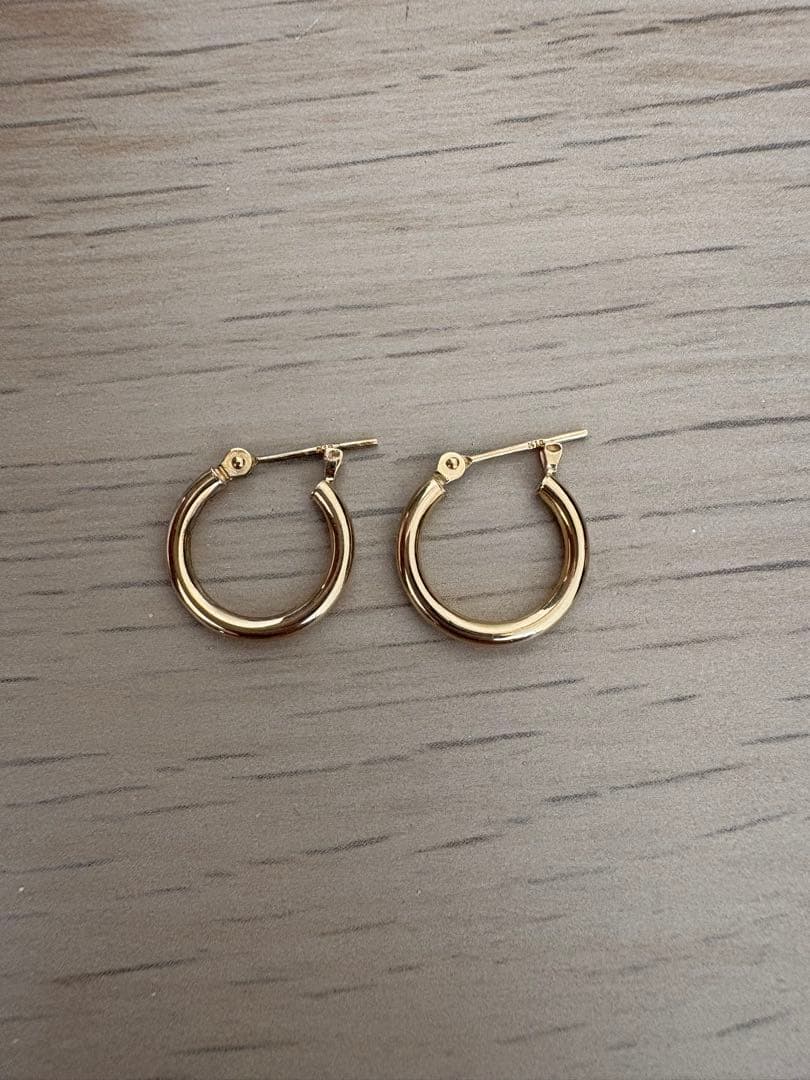 18金【2×15mm 定番フープピアス 】イエローゴールド