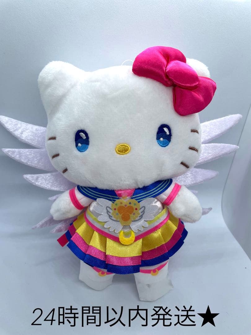 新品　サンリオ　キティ　セーラームーン　マスコット　キーホルダー　ぬいぐるみ