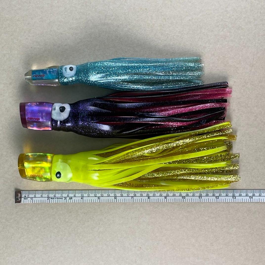 【未使用】スカートルアー 3本セット トローリングルアー　ソフトヘッド　カジキ