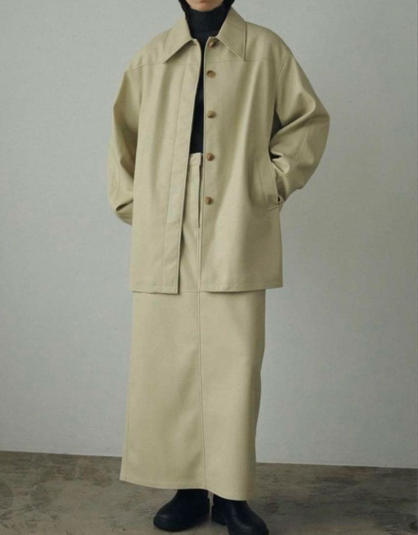 anuke アンヌーク エコレザーオーバージャケット 38 クリーム